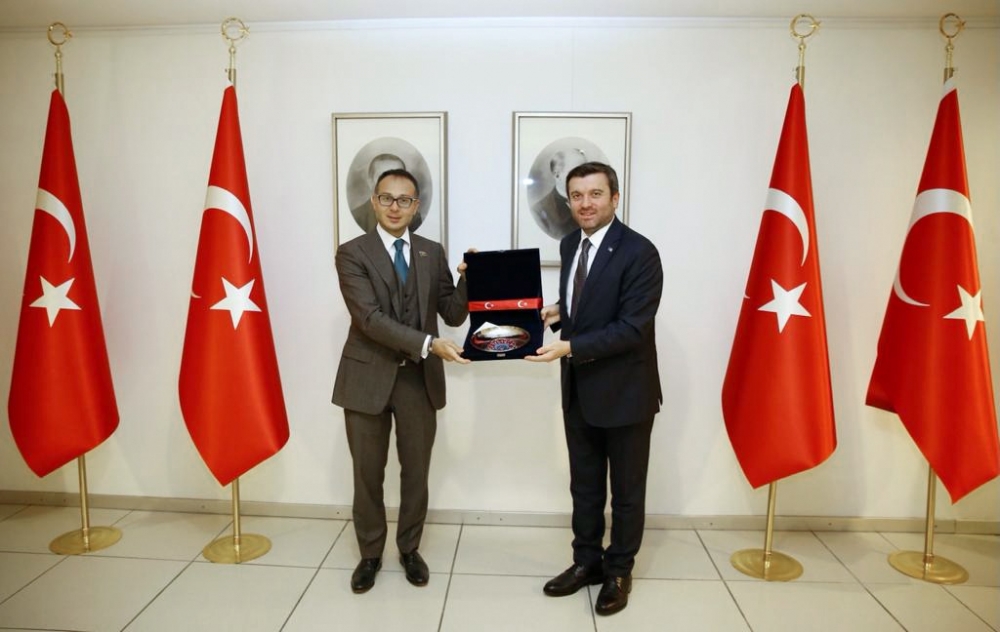 Ramil Həsənin rəhbərlik etdiyi YAP nümayəndə heyəti Türkiyə Xarici İşlər Nazirliyində görüş keçirib - FOTOLAR