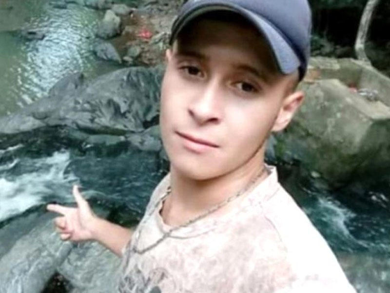 Ana 21 yaşlı oğlunu öldürdü - Səbəb dəhşətə gətirir - FOTO