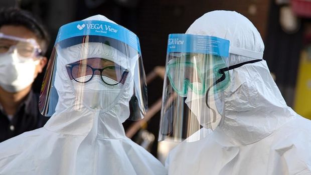 Cənubi Koreyada məcburi qrip peyvəndi edilən 13 nəfər öldü