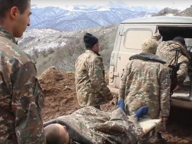 Ermənistan ordusunda növbəti biabırçılıq - FOTOFAKT
