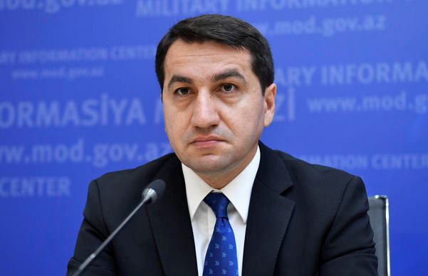 Hikmət Hacıyev: “Ermənistan tərəfindən atılan “Smerç” raketi yaşayış evinin bağçasına düşüb” - VİDEO