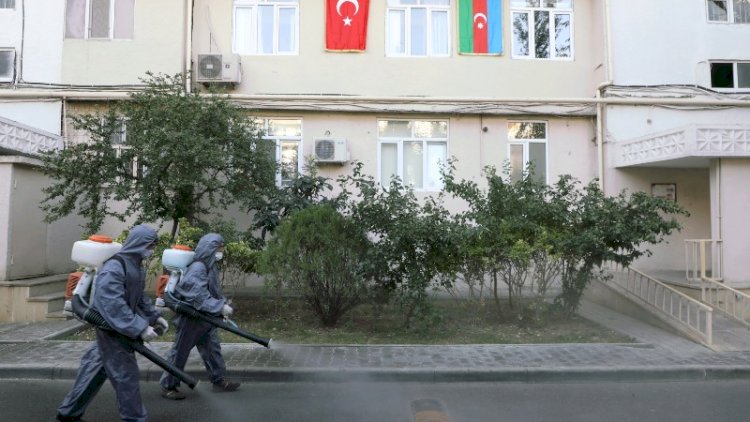 Bakı küçələri dezinfeksiya olundu - Fotolar