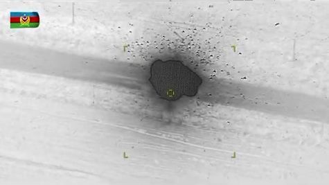 Gecə ərzində düşmənin məhv edilən döyüş texnikaları - VİDEO