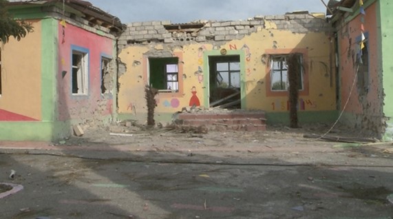 DƏHŞƏT: Ermənilər bu dəfə körpələr evini atəşə tutdu - Fotolar