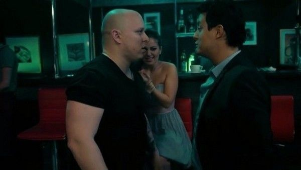 Rusiyanın tanınmış aktyoru arvadının və oğlunun gözü qarşısında döyüldü - VİDEO