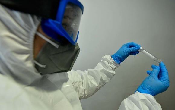 Azərbaycanda koronavirusa 988 yoluxma sayı ilə yeni rekord qeydə alındı: 11 nəfər öldü - FOTO