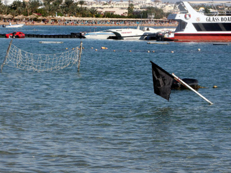 Tətilə gedən azyaşlının qolunu köpək balığı yedi - FOTO