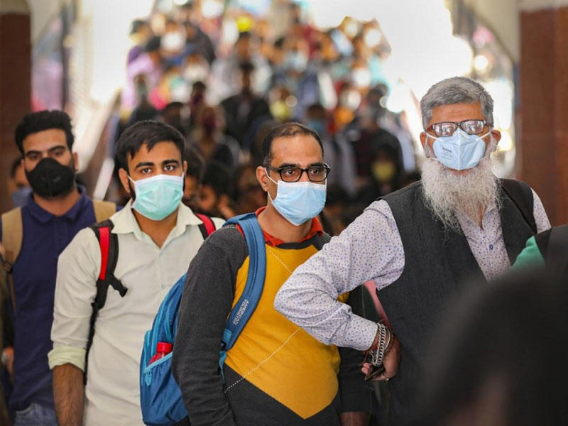 Hindistanda COVID-19-a yoluxanların sayı 8 milyonu ötüb