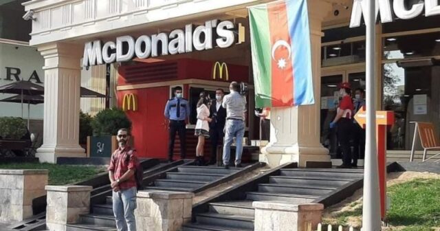 “Buglance” şirkətinin rəhbəri Toğrul Səməd “McDonald’s”a görə xalqı təhqir etdi — FOTOFAKT