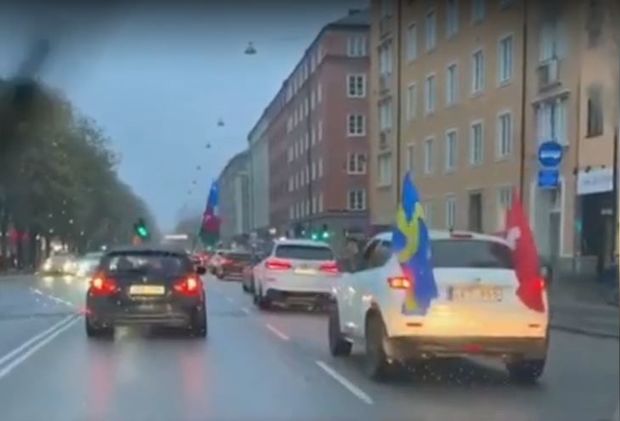 İsveçdə azərbaycanlılarla türklərin birgə aksiyası - VİDEO