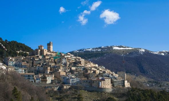 DİQQƏT: Bu kəndə köçənlərə illik 15 867 manat ödəniləcək - FOTO/VİDEO