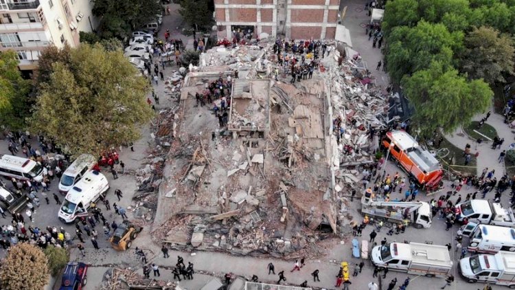 3 yaşlı uşaq 65 saat sonra dağıntılar altından xilas edilib