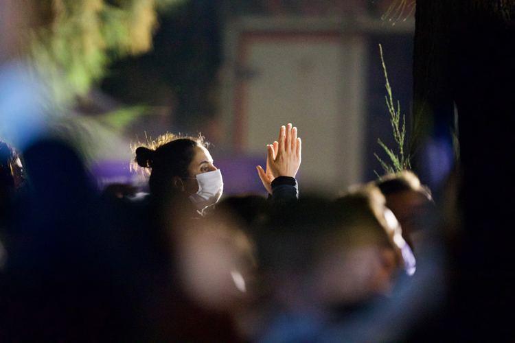 14 yaşlı İdil 58 saatdan sonra dağıntılar altından sağ çıxarıldı - FOTO