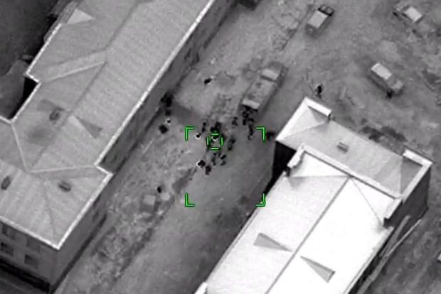 SON DƏQİQƏ: Qırmızı Bazar istiqamətində düşmənin qərargahı atəşə tutulub - VİDEO