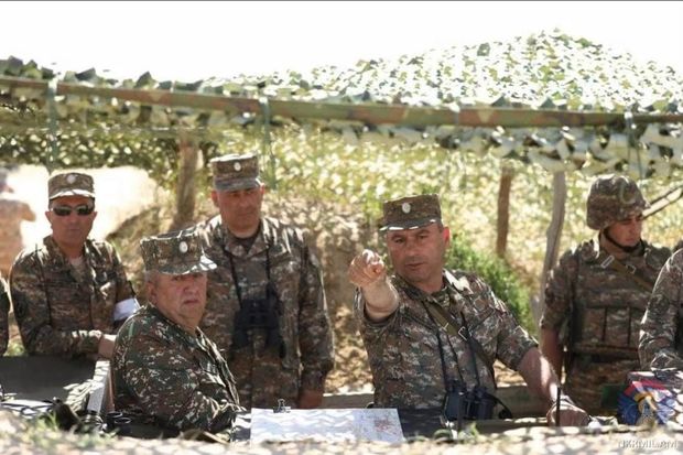 Azərbaycan ordusunun məhv etdiyi erməni polkovnik-leytenant - FOTO