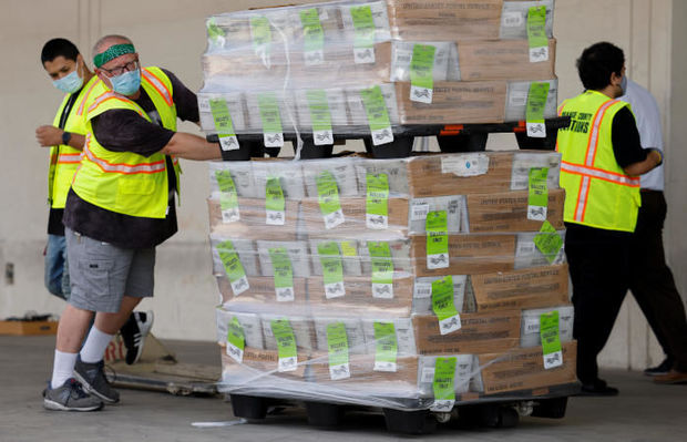 Почта США не доставила ко дню выборов 150 тыс. бюллетеней