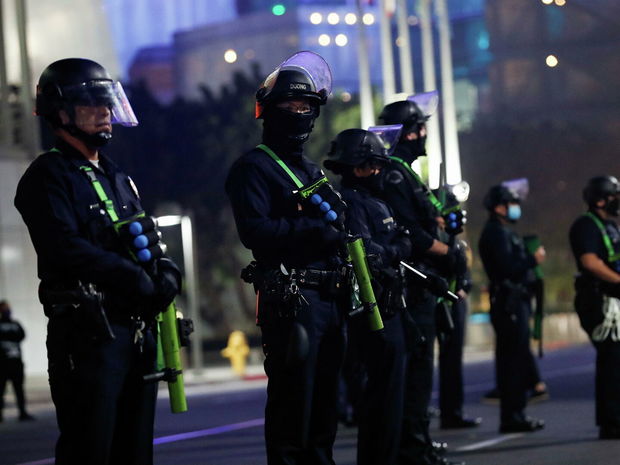 В Лос-Анджелесе задержали мужчину за угрозы убивать в случае победы Байдена