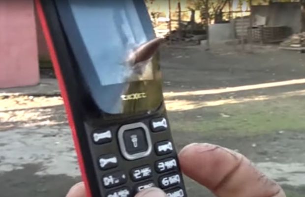 Həyatını mobil telefon qutaran əsgərin ailəsi danışdı - VİDEO