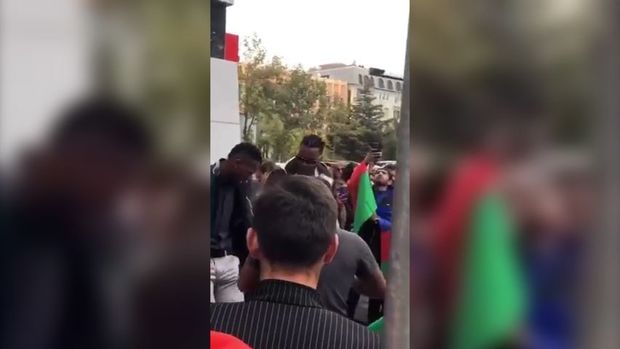 Əcnəbilər də Azərbaycanın qələbə sevincini qeyd edirlər - VİDEO