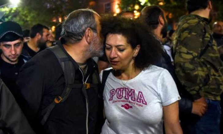 SON DƏQİQƏ: ARVADI DA PAŞİNYANI SATQIN ADLANDIRDI - 