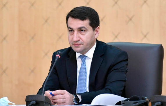 Hikmət Hacıyev: “Azərbaycanın Rusiyadakı səfirinin bu məsələ ilə bağlı verdiyi şərh yersizdir”