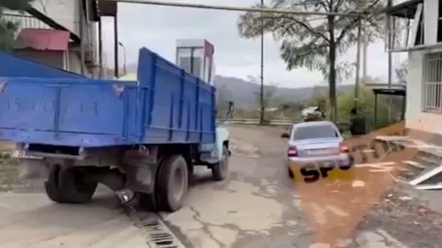 Ermənilər Laçını tərk edirlər - VİDEO