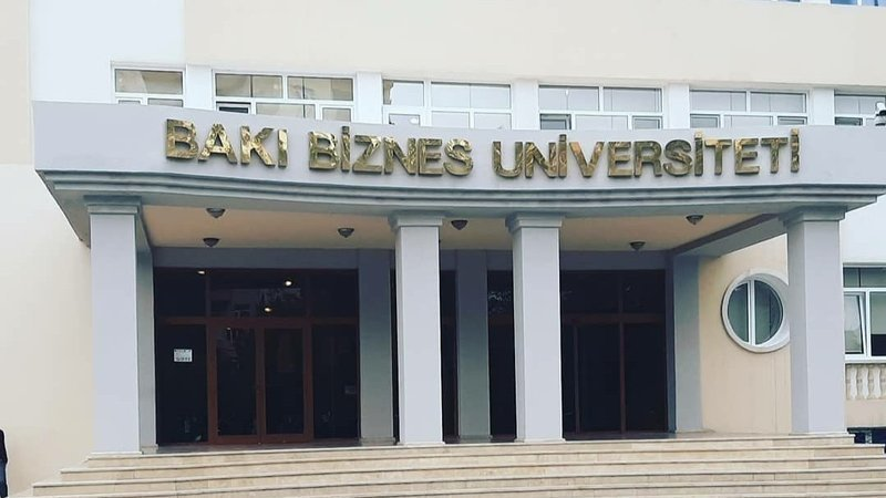 Bakı Biznes Universitetinin rektoru Ağdərə uğrunda döyüşmüş əsgərə güzəşt etməyəcək