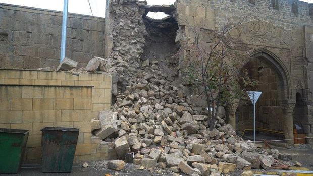 Dərbənd qalasının bir hissəsi dağılıb - FOTO