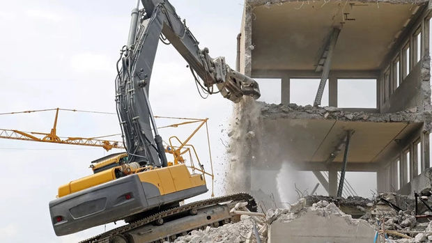 Bakıda qəzalı vəziyyətdəki yaşayış binaları söküləcək