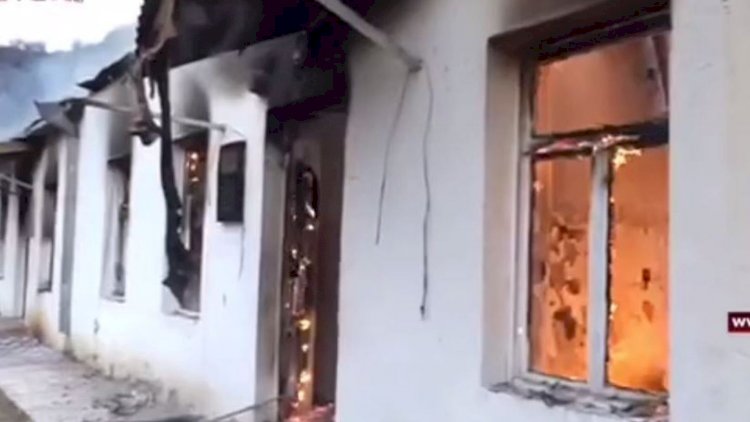 Kəlbəcərdə erməni direktor məktəb binasını belə yandırdı - Video