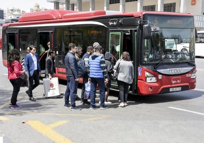 Koronavirusa görə ictimai nəqliyyat bağlanır?