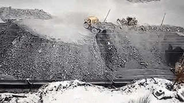 Yük avtomobilinin sürücüsü faciədən son anda xilas oldu - ANBAAN VİDEO