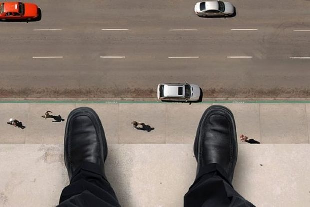 SON DƏQİQƏ: Bakıda Əməkdar artist intihar etdi - FOTO