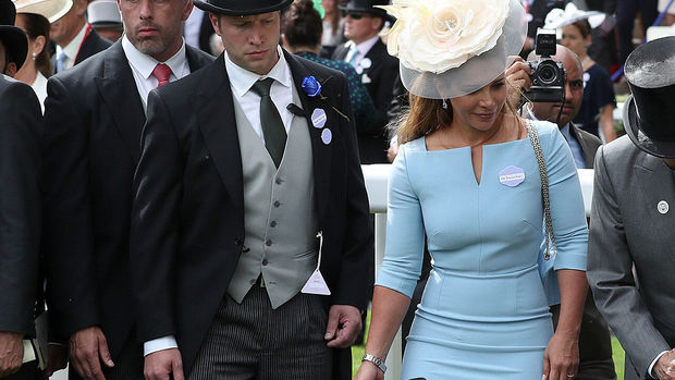 Dubay şeyxinin arvadı iki il mühafizəçi ilə ona xəyanət etdi və Londona qaçdı