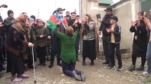 18 gün komada qalan qazimiz evinə döndü -VİDEO