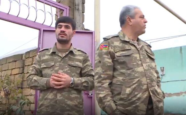 Ata və oğul çiyin-çiyinə döyüşərək Laçında öz evlərini tapdılar - VİDEO