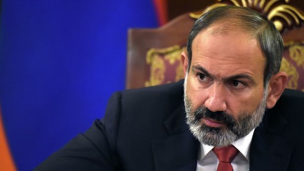 Никол Пашинян освободил от должности сразу двух замминистров