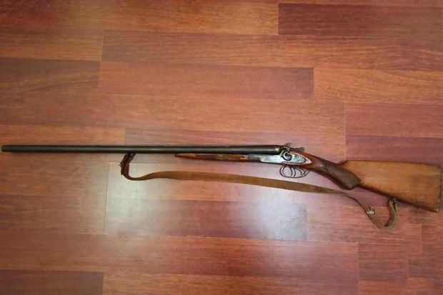 Füzulidə hidroqovşağın sahə anbarından odlu silah tapıldı