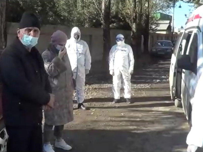 Rayondan çıxmaq istəyən koronavirus xəstələri postda saxlanıldılar