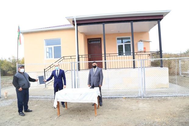 Daha üç rayonda şəhid və Qarabağ müharibəsi əlillərinə ev verildi - FOTO