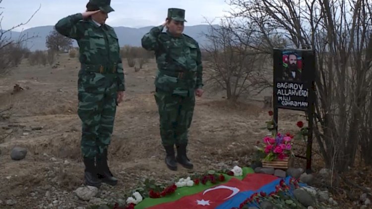 Allahverdi Bağırovun qızları Ağdamda atalarının məzarını ziyarət etdilər - Foto