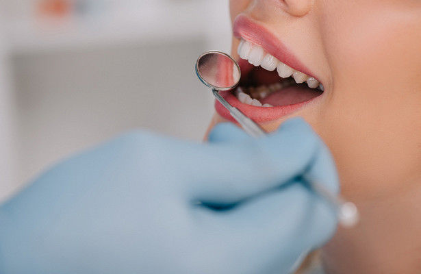 Коронавирус оказался опасен для зубов