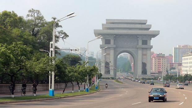 СМИ: В КНДР казнили нарушившего меры по борьбе с коронавирусом