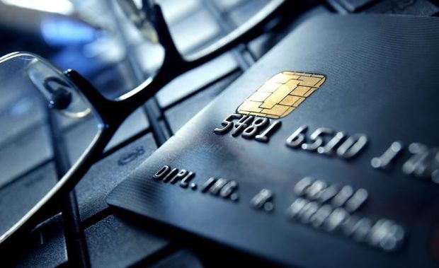 Azərbaycanda bank müştərilərinin sayı azalsa da, hesabların sayı artıb