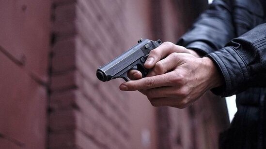 Komendant saatında DƏHŞƏTLİ HADİSƏ: Silahlı şəxslər yaşlı cütlüyü...