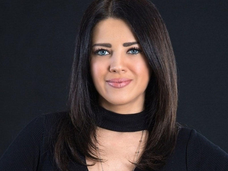 Aktrisa çəkiliş zamanı atdan yıxıldı