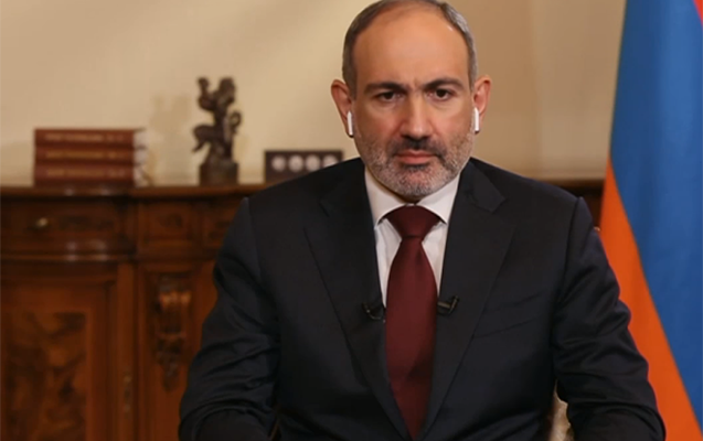 Paşinyan Putinin qarşısında biabır oldu, üzr istədi - VİDEO