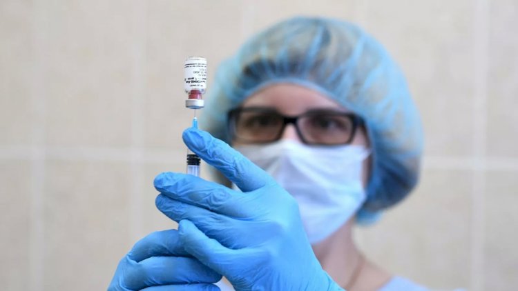 Müəllim və həkimlərə peyvənd vurulacaq