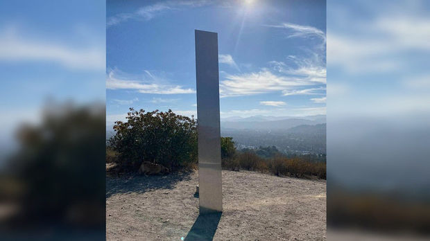 ABŞ-da yenə sirli sütun peyda oldu: Bu dəfə dağın zirvəsində - FOTO