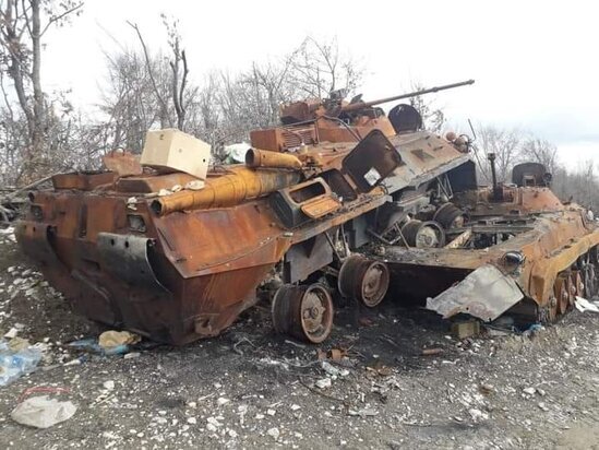 Əsgərimiz BTR-i düşmən texnikasının üzərinə çıxardaraq BELƏ MƏHV ETDİ